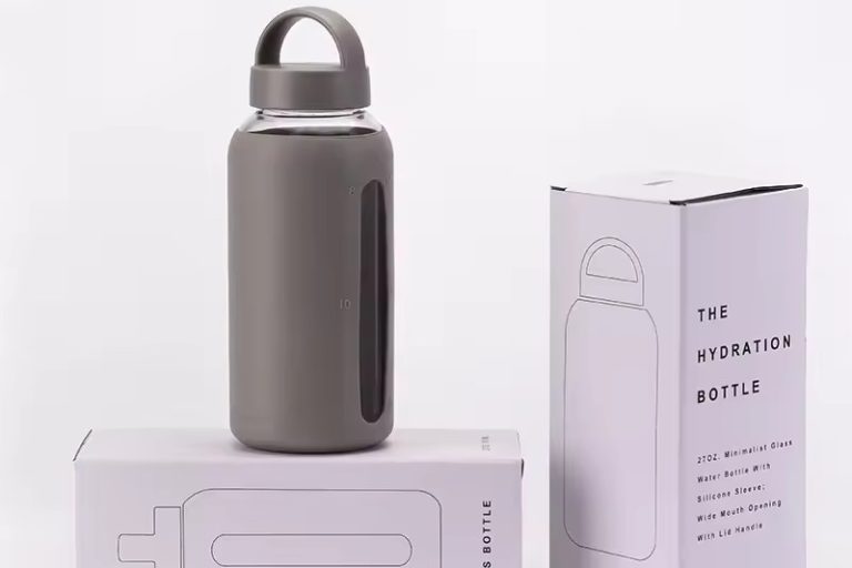 Juice Shaker with Bamboo Cap Tea Bottle 1 Juice Shaker with Bamboo Cap Tea Bottle 1