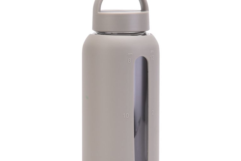 Juice Shaker with Bamboo Cap Tea Bottle 4 Juice Shaker with Bamboo Cap Tea Bottle 4