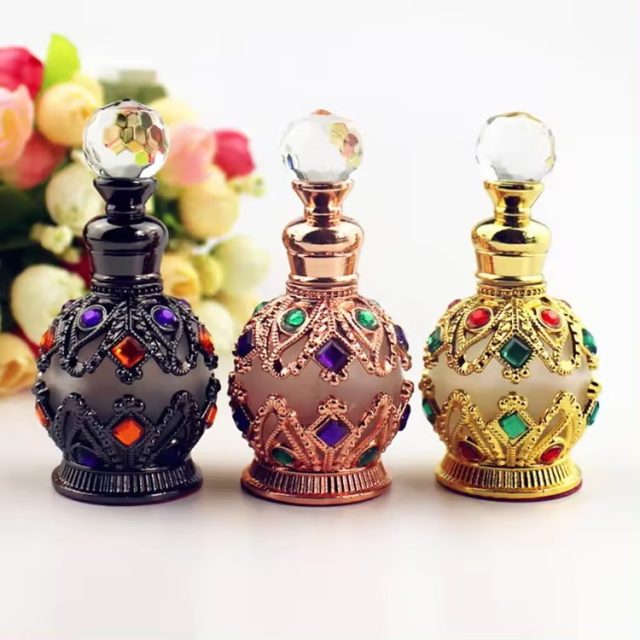 Metal glass perfume essential oil bottle 4 Metal glass perfume essential oil bottle 4