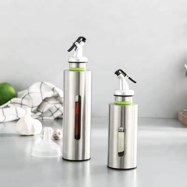 Soy sauce and vinegar dispenser seasoning bottle 1 1 Soy sauce and vinegar dispenser seasoning bottle 1 1