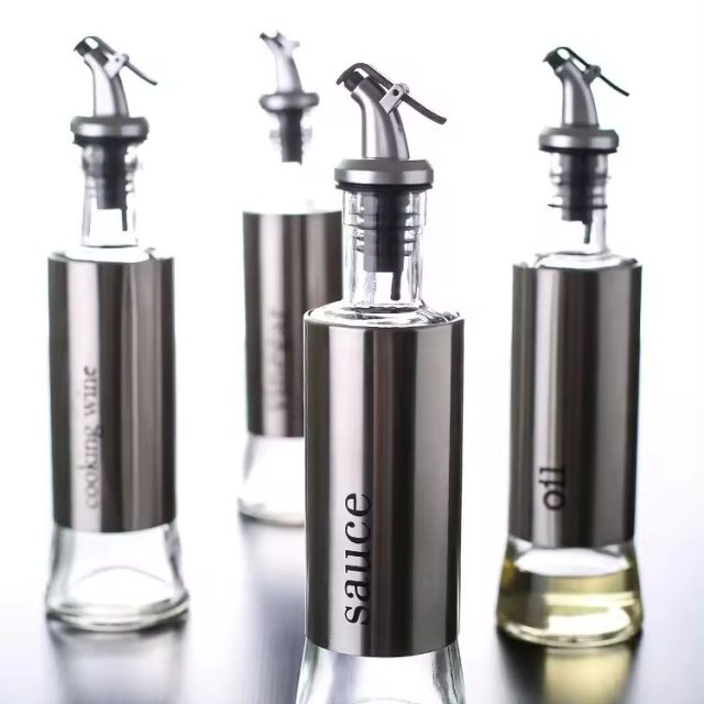 Stainless steel oil bottle olive oil distributor 3 Stainless steel oil bottle olive oil distributor 3
