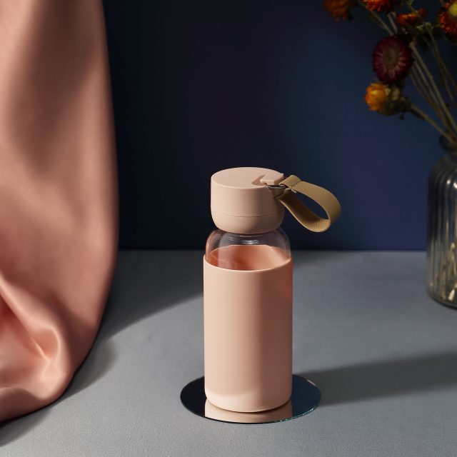 Transparent borosilicate glass water bottle 1 Transparent borosilicate glass water bottle 1