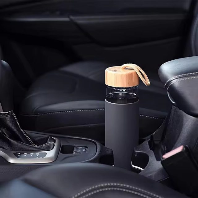 Unbreakable double walls of boron free silicate 5 Unbreakable double walls of boron free silicate 5