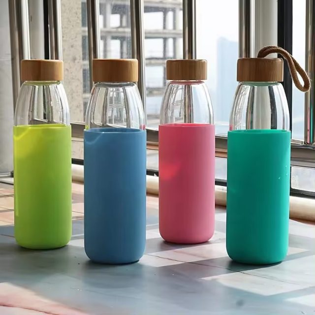 Wholesale of borosilicate glass water bottles 2 Wholesale of borosilicate glass water bottles 2