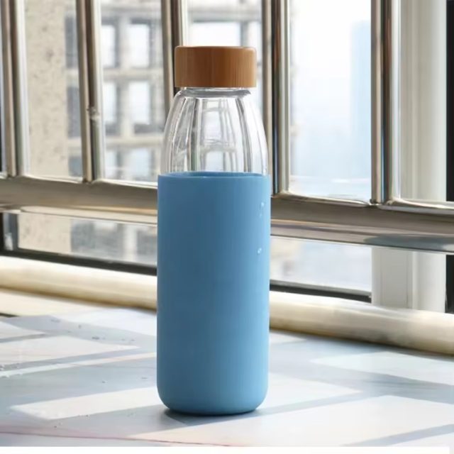 Wholesale of borosilicate glass water bottles 4 Wholesale of borosilicate glass water bottles 4